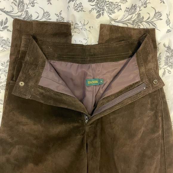 High waisted Danier brown suede pants - Picture 5 of 6